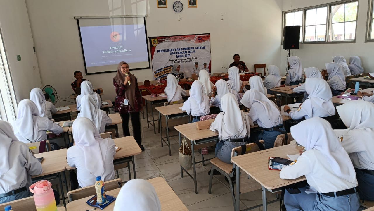 Siap Menatap Dunia Kerja: PT. TMNC dan Disnaker Wonogiri Bekali Siswa Kelas XII SMK Negeri 1 Puhpelem